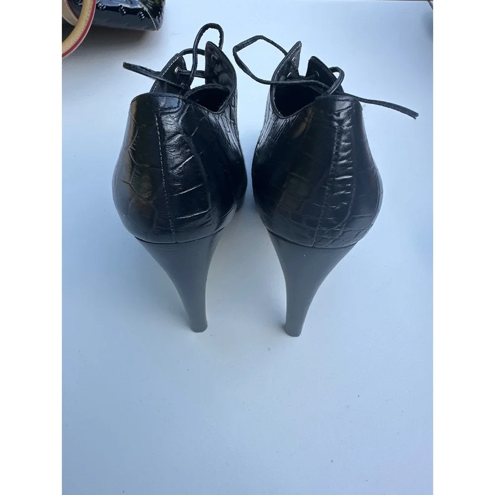 Guess by‎ Marciano Womens Black Croc Embossed Monogram Lace Up Shooties Heels 7M